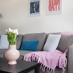 Station House - Quaint Victorian With Free Parking Casa de Férias York