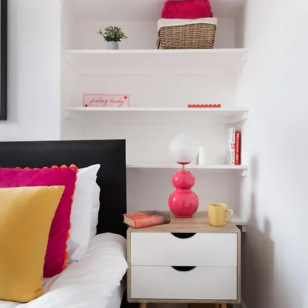 Station House - Quaint Victorian With Free Parking יורק