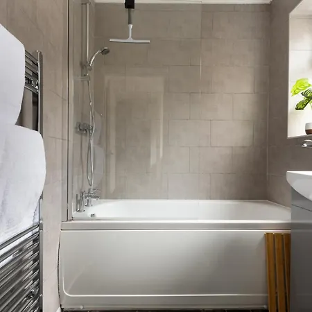 Station House - Quaint Victorian With Free Parking בית נופש יורק