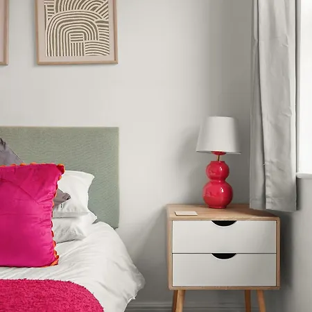 Hébergement de vacances Station House - Quaint Victorian With Free Parking