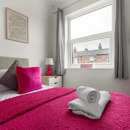 Station House - Quaint Victorian With Free Parking * York