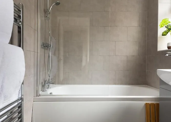 Station House - Quaint Victorian With Free Parking Hébergement de vacances York