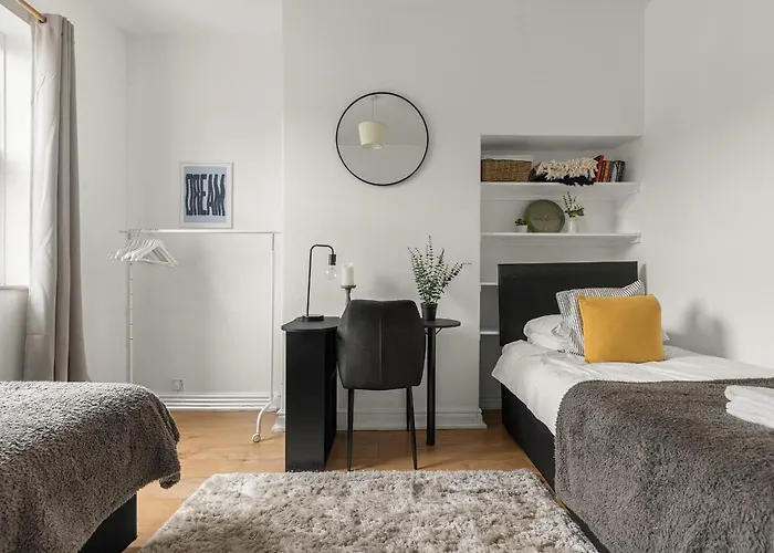 Station House - Quaint Victorian With Free Parking York