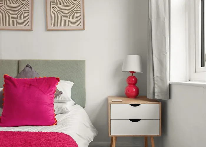 Hébergement de vacances Station House - Quaint Victorian With Free Parking