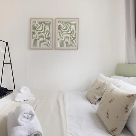 Station House - Quaint Victorian With Free Parking * York